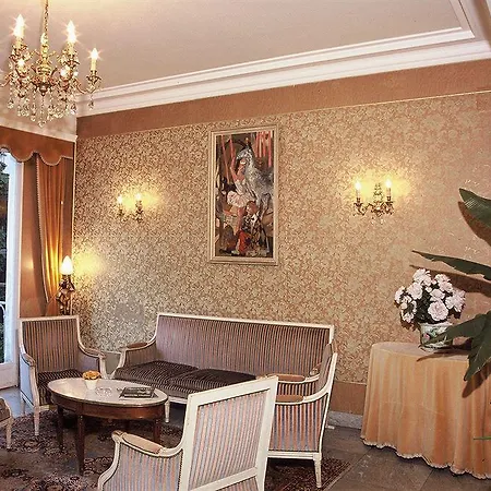 Hotel Excelsior 3*