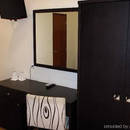 Excelsior Szálloda 3*